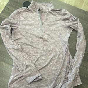 Nike women’s quart zip lightweight top size small running shirt